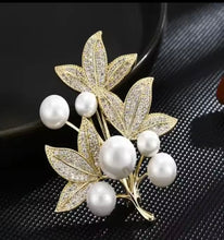 Cargar imagen en el visor de la galería, Prendedores metalicos