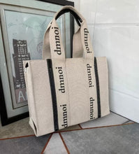 Cargar imagen en el visor de la galería, Cartera Cloe +Regalo sorpresa