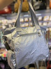 Cargar imagen en el visor de la galería, Cartera Tote Kp +Regalo sorpresa