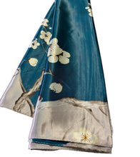 Cargar imagen en el visor de la galería, Pañuelo Seda GRANDE