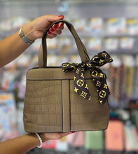 Cargar imagen en el visor de la galería, Cartera Tiakov +Regalo sorpresa