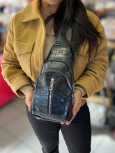 Cargar imagen en el visor de la galería, Pechera Bandolera +Regalo sorpresa