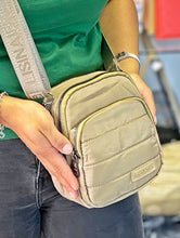 Cargar imagen en el visor de la galería, Bolso Agustina +Regalo sorpresa