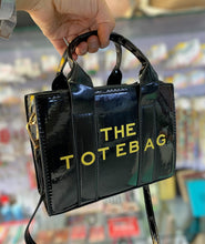 Cargar imagen en el visor de la galería, Cartera Mini Tote Charol Bag +Regalo sorpresa