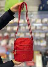 Cargar imagen en el visor de la galería, Bolso Koby Love +Regalo sorpresa