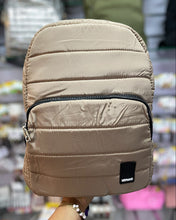 Cargar imagen en el visor de la galería, Mochila Victory +Regalo sorpresa