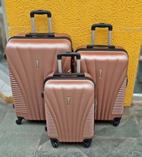 Cargar imagen en el visor de la galería, Oferta! Maletas Medianas 2x $69.990😱