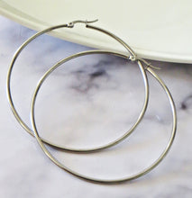 Cargar imagen en el visor de la galería, Aros argolla Acero Quirúrgico