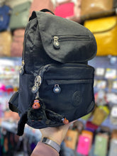 Cargar imagen en el visor de la galería, Mochila Kp Dody +Regalo sorpresa
