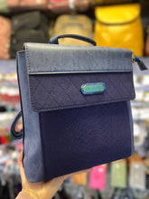Cargar imagen en el visor de la galería, Mochila Alessia +Regalo sorpresa (4 colores)

