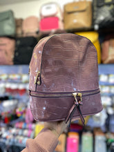 Cargar imagen en el visor de la galería, Mochila Kahu +Regalo sorpresa (3 colores)
