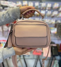 Cargar imagen en el visor de la galería, Cartera Valentino +Regalo sorpresa
