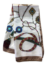 Cargar imagen en el visor de la galería, Pañuelo Seda Mediano (50x50)
