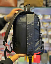 Cargar imagen en el visor de la galería, Mochila Kp Dody +Regalo sorpresa
