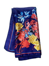 Cargar imagen en el visor de la galería, Pañuelo Seda Mediano (50x50)
