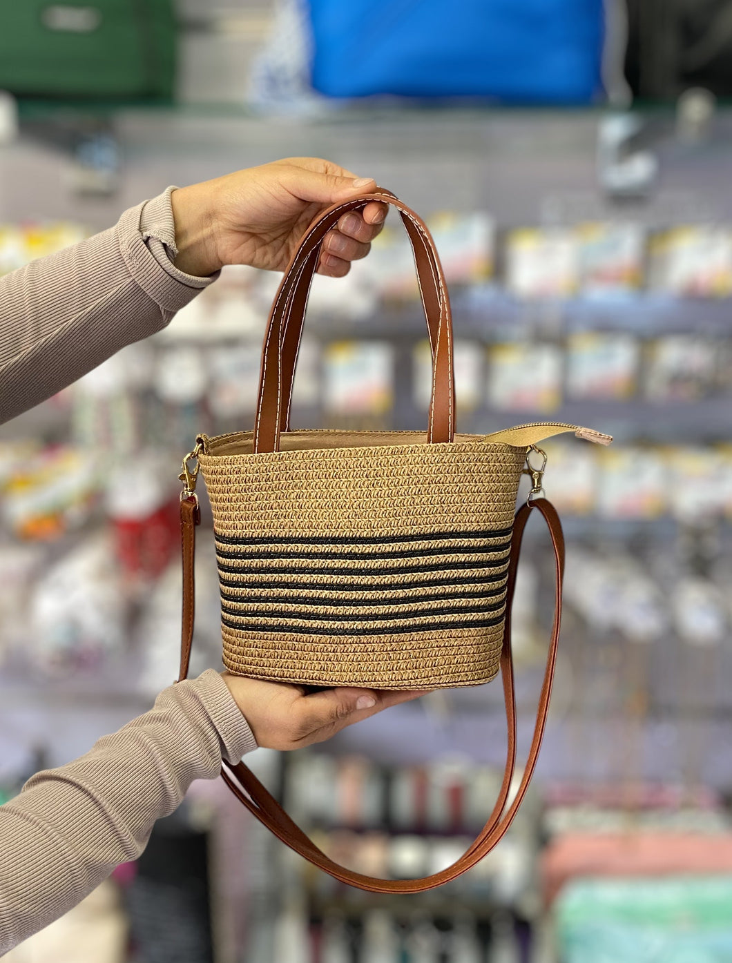 Cartera Mila +Regalo sorpresa