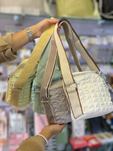 Cargar imagen en el visor de la galería, Cartera Miun +Regalo sorpresa
