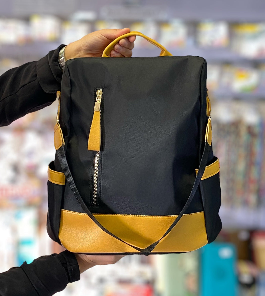 Mochila/Cartera Dash +Regalo sorpresa