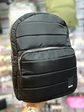 Cargar imagen en el visor de la galería, Mochila Victory +Regalo sorpresa
