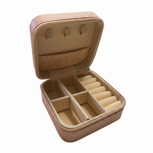 Cargar imagen en el visor de la galería, Joyero Dely Plus
