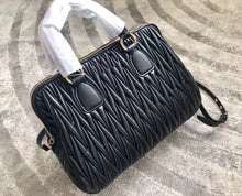 Cargar imagen en el visor de la galería, Cartera Miun +Regalo sorpresa
