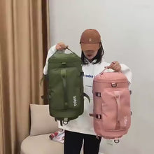 Cargar y reproducir el video en el visor de la galería, Bolso Mochila Deportivo +Regalo sorpresa
