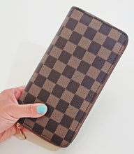 Cargar imagen en el visor de la galería, Billetera Damier LV (4 Colores)
