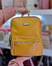 Cargar imagen en el visor de la galería, Mochila Candy +Regalo sorpresa (4 colores)
