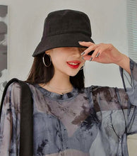 Cargar imagen en el visor de la galería, Gorro Pescador REVERSIBLE
