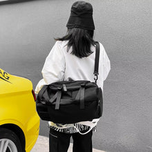 Cargar imagen en el visor de la galería, Bolso Mochila Deportivo +Regalo sorpresa
